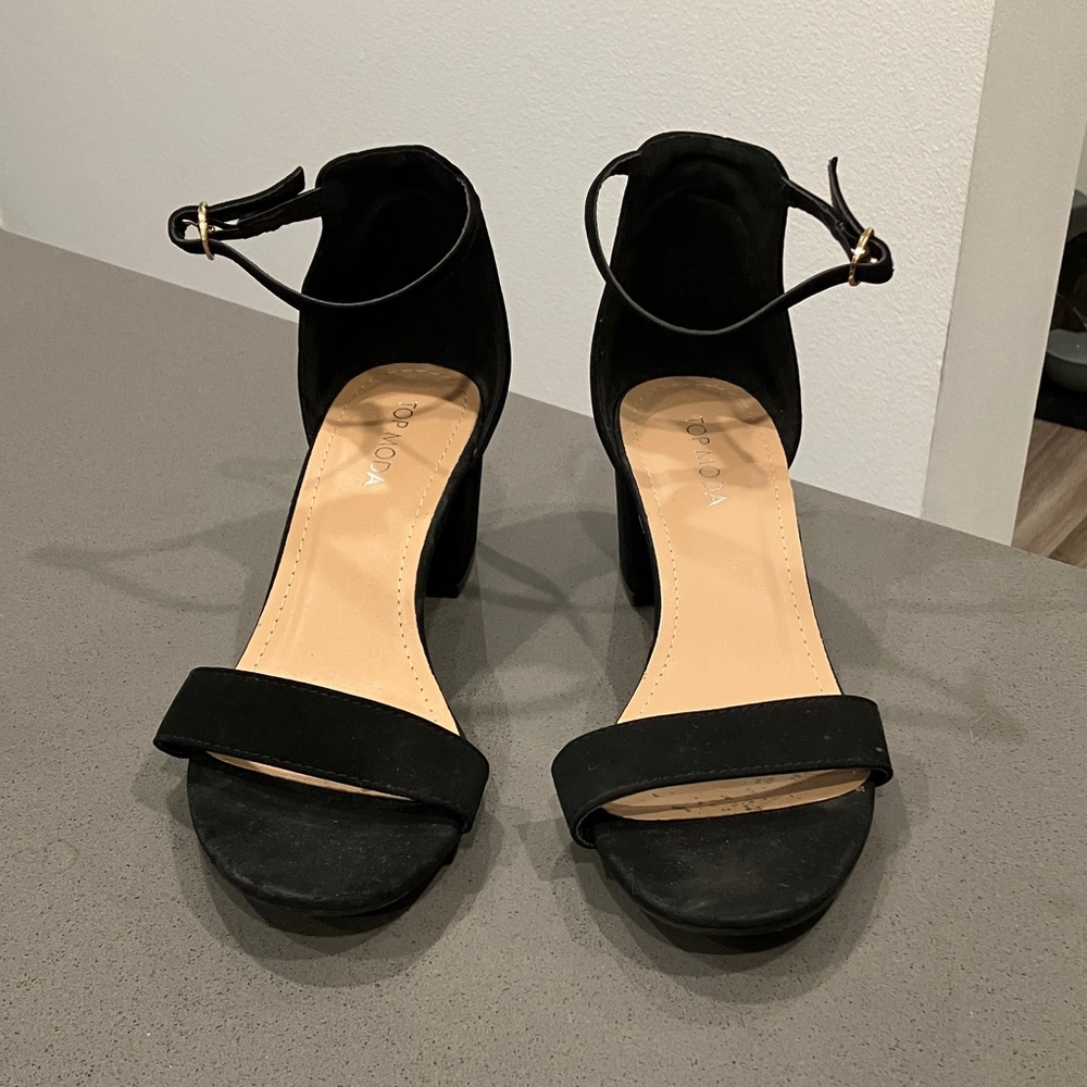 TOP Moda Black Ankle Strap Heels